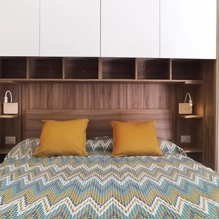 Apartment Pk Scarlatti House 1